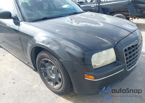2005 Chrysler 300 Touring из США, поврежденный, VIN 2C3JA53G35H643540